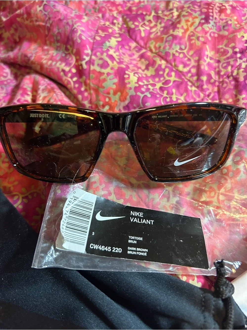 Nike NWT Men's Valiant Sunglasses - Tortoise Frame with Dark Brown Lenses